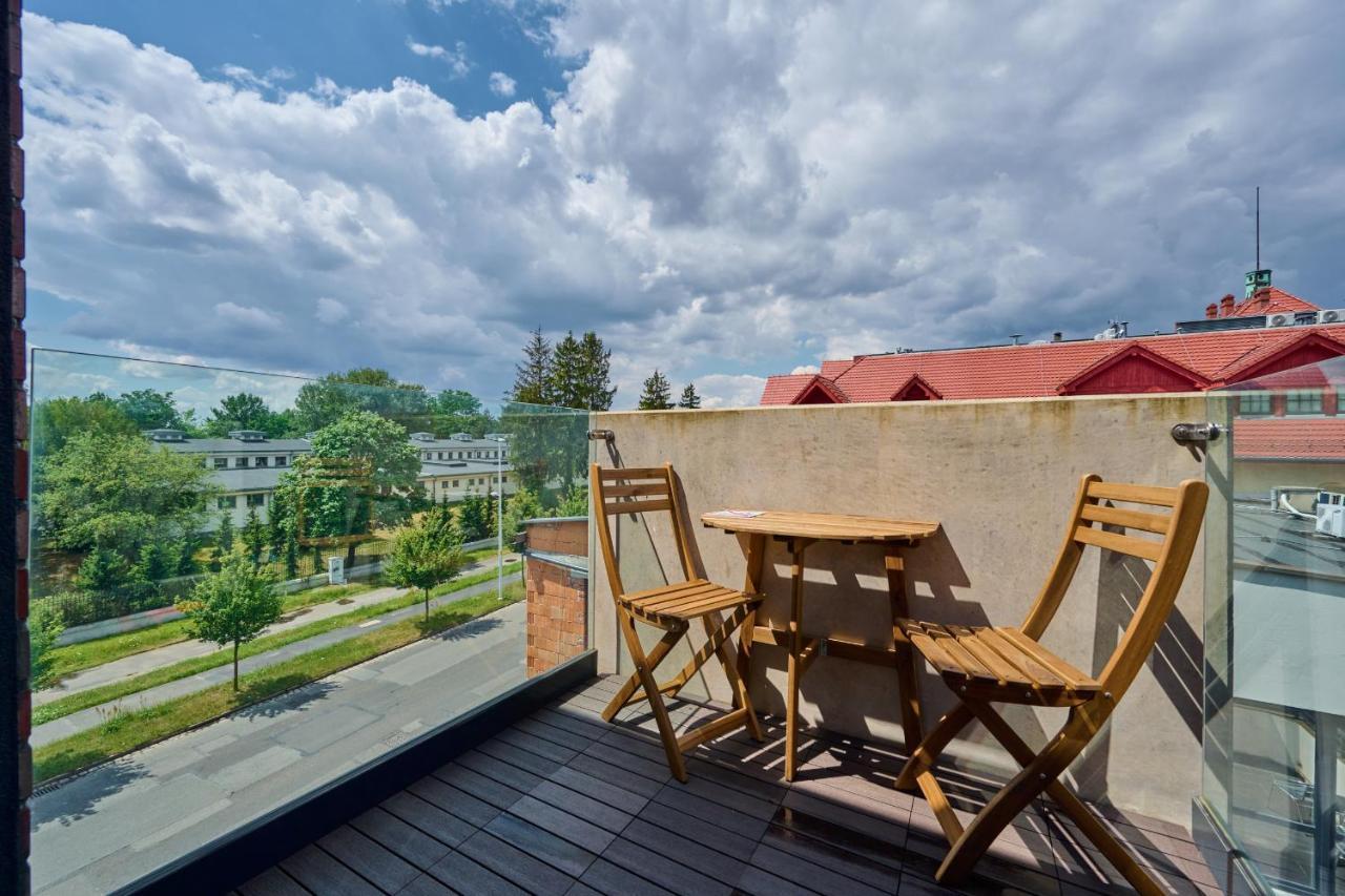 Apartment By The Oder River Wroclaw By Noclegi Renters Ngoại thất bức ảnh